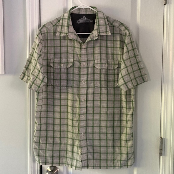 Croft‎ & barrow mens quick dry button up shirt size M  cream green plaid pockets - Picture 1 of 11